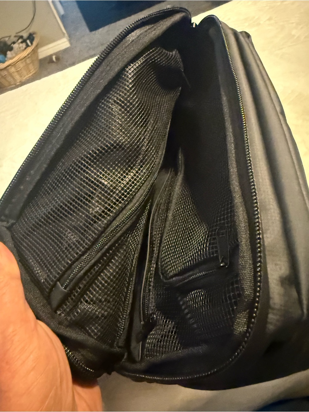 Black Men's Travel Organizer Pouch - Compact Tech & Accessory Bag